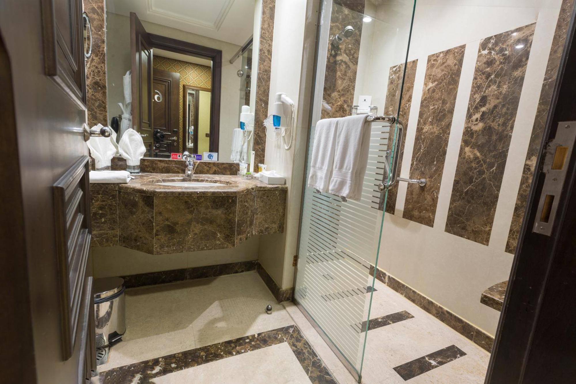 Ruve Al Madinah Hotel Medina Eksteriør billede